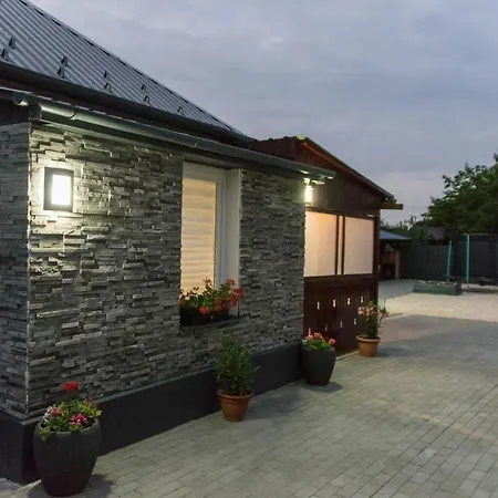 Konukevi Delibab Wellness Vendeghaz