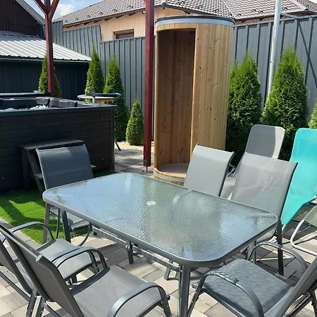 Délibáb Wellness Affittacamere