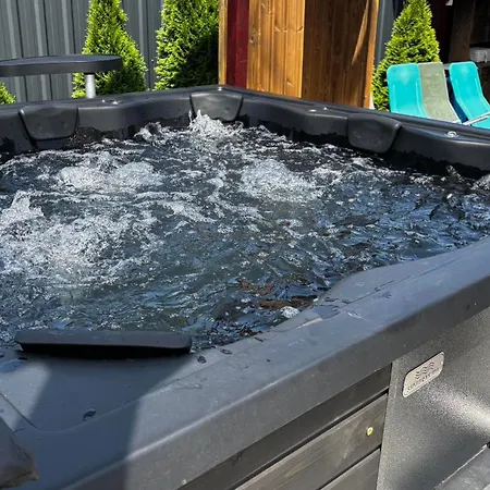 Délibáb Wellness Affittacamere 4*